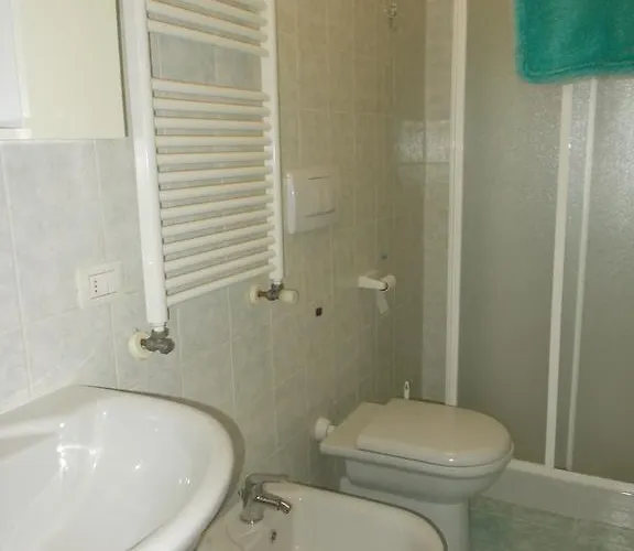 Monolocale Maggiore Intra Apartamento